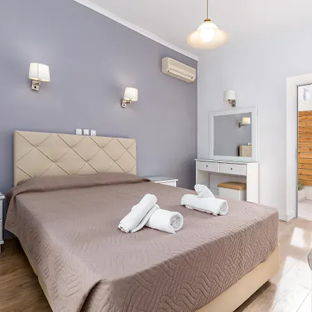 Hotel Oasis Perama